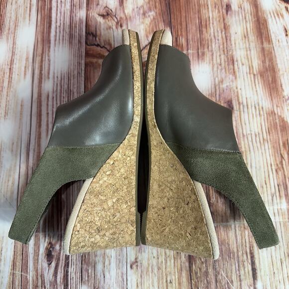 Clarks LAFLEY JOY Sz 7 Gray Leather Suede Cork Wedge Heel Sandals Open Toe Shoes - Picture 6 of 10